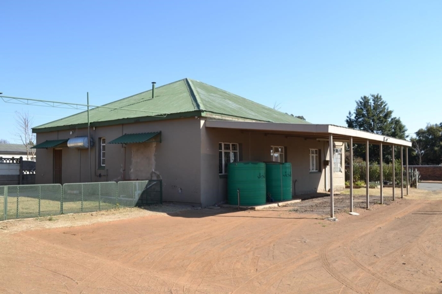 3 Bedroom Property for Sale in Theunissen Free State